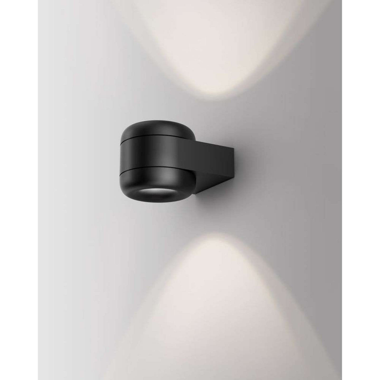 Cavity Vegglampe S 2700K Black - Serien Lighting - Stue - Aluminium