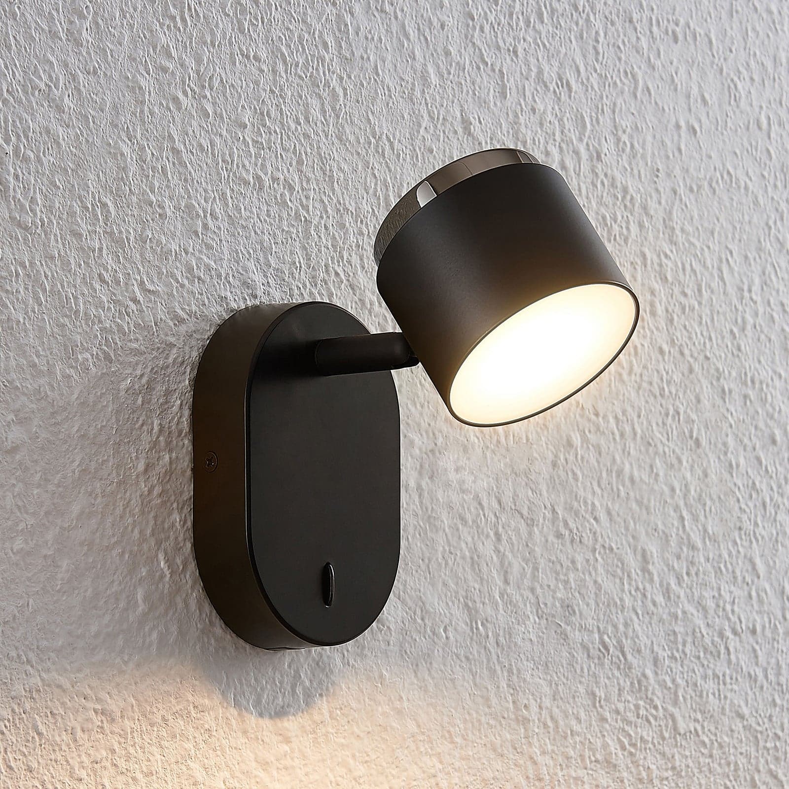 Marrie LED Vegglampe Black - Lindby - Stue - Moderne - Metall - Med en lyskilde