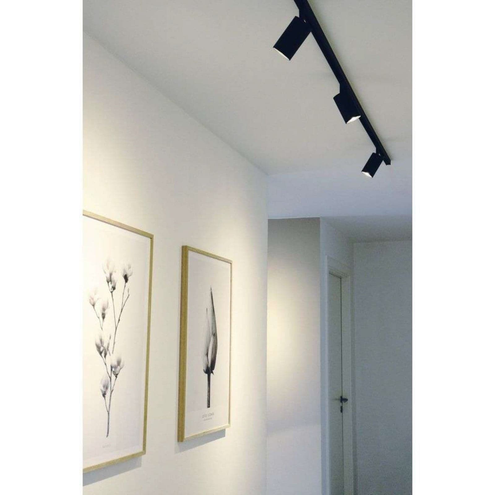 Designline Tube LED-skinnespot, hvit, 2 700 K – Antidark - Stue - Metall