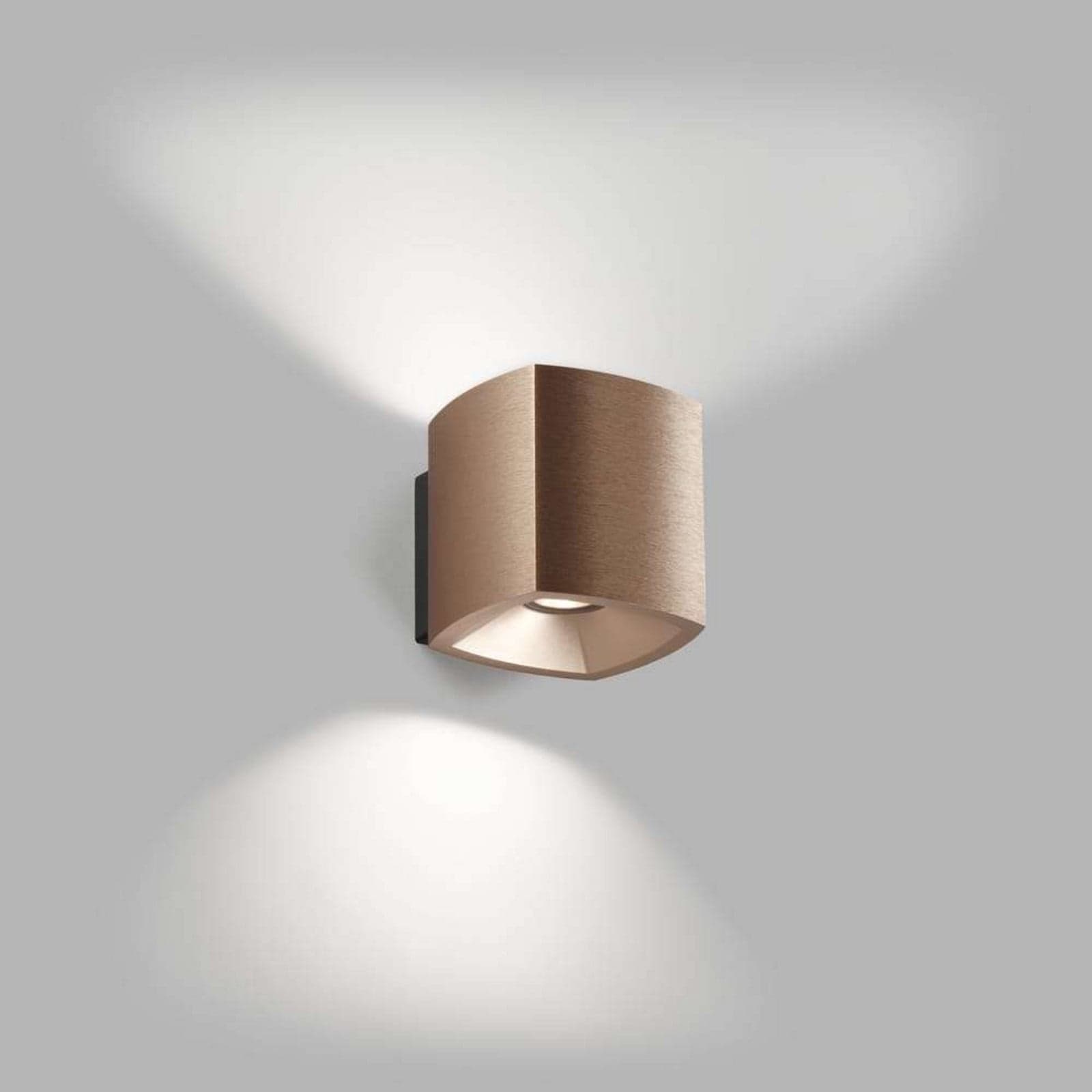 Mirage 1 Vegglampe Rose Gold - LIGHT-POINT - Kjeller - Aluminium