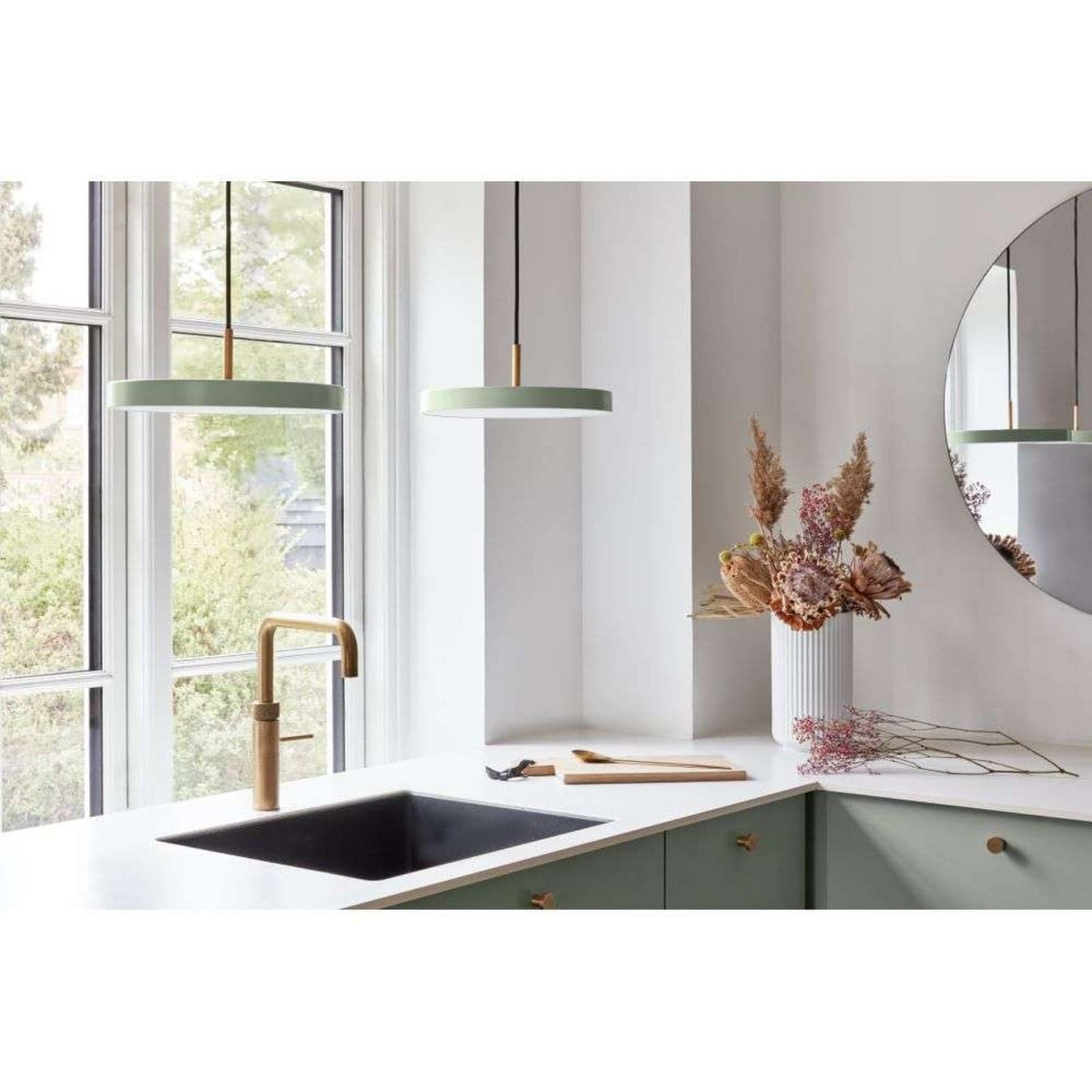 Asteria Pendel Mini Olive/Black Top - UMAGE - Stue - Metall