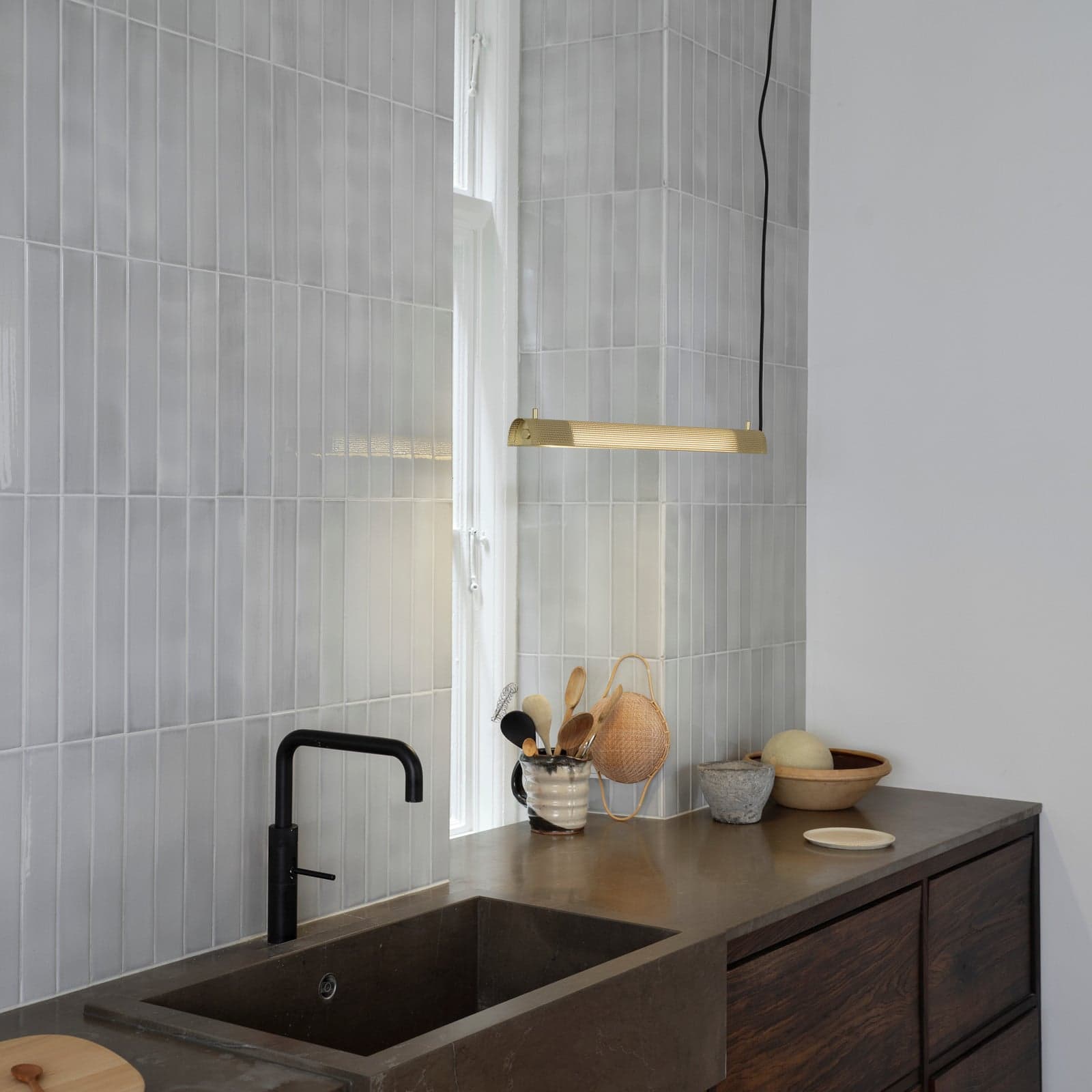Radent hengelampen, messingfarget, L 70 cm, G13 - GEJST - Spisestue - Metall - Med en lyskilde