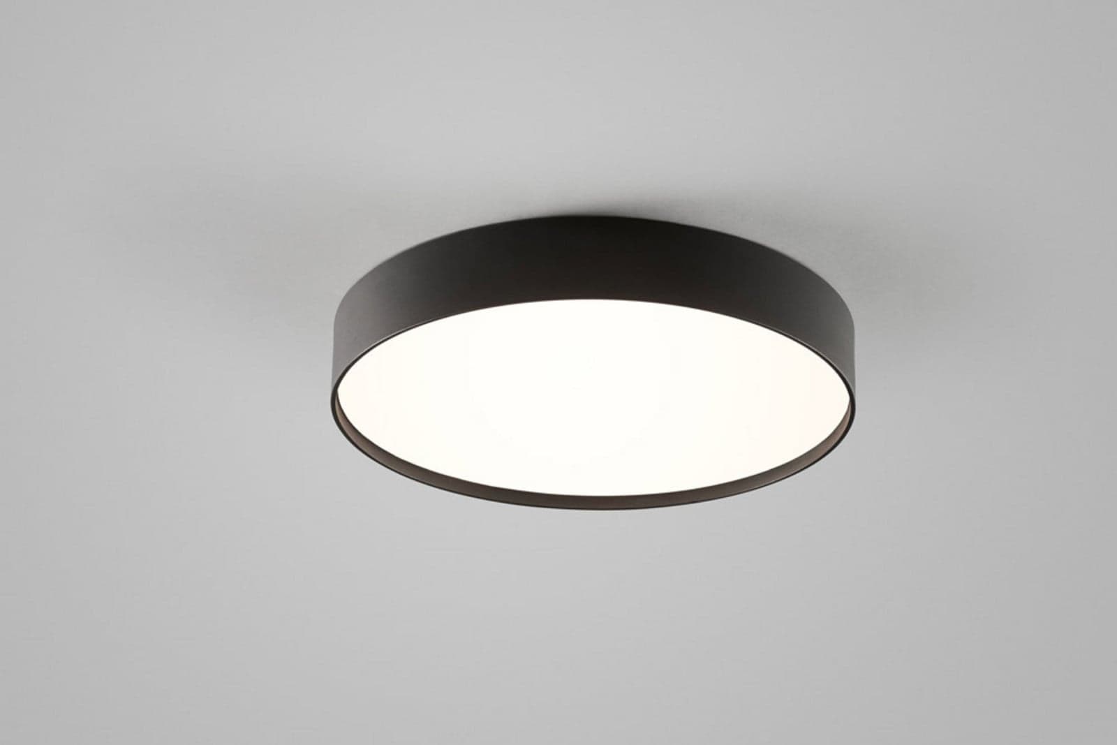 Surface 300 LED 3000K Taklampe Svart - LIGHT-POINT - Stue - Aluminium
