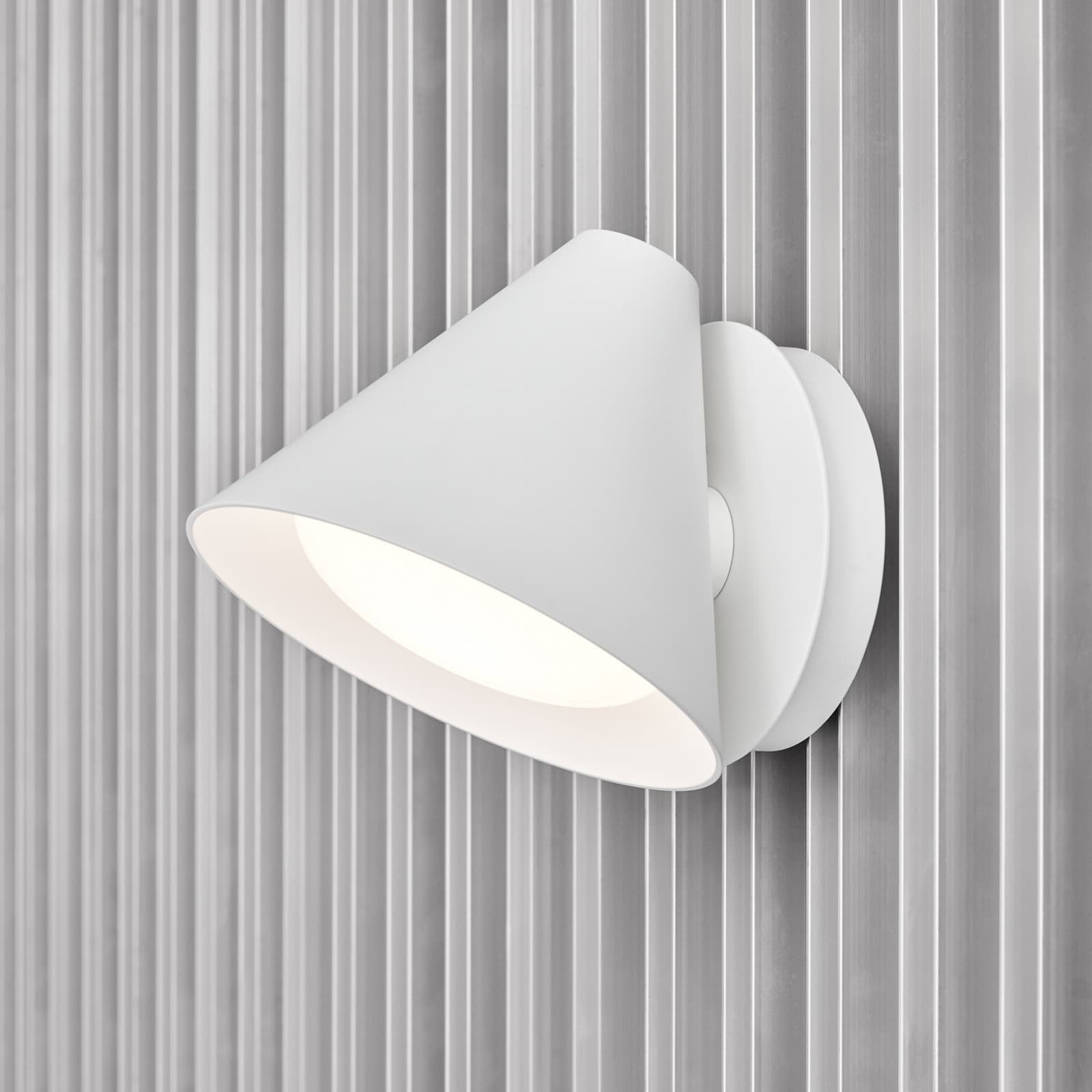 Keglen 175 LED Vegglampe Dim-to-Warm White - Louis Poulsen - Stue - Design - Metall - Med en lyskilde