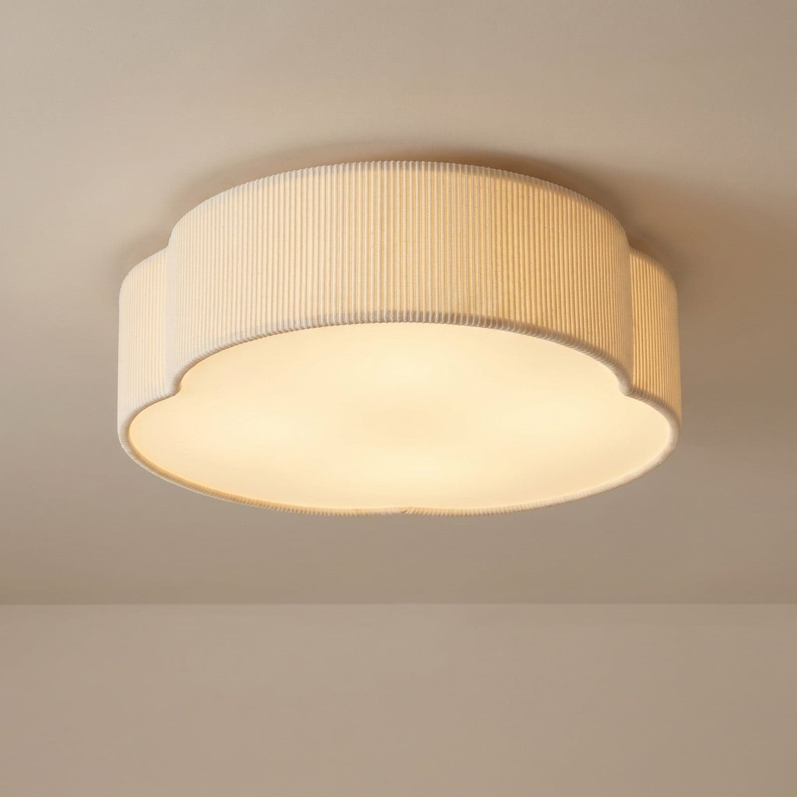 Winona LED-taklampe, snor, 48 cm, kremfarget, CCT – Lindby - Stue - Stoff / Tekstil - Rund