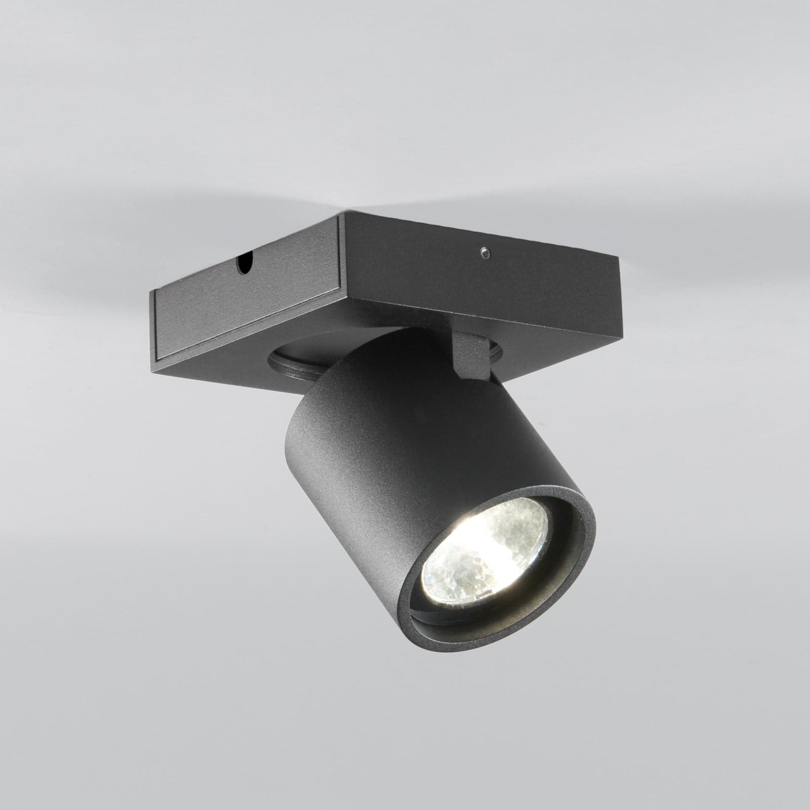Focus 1 LED-spot, svart, 1 lyskilde CCT dreiebar - Light-Point - Entré - Design - Aluminium - Med en lyskilde