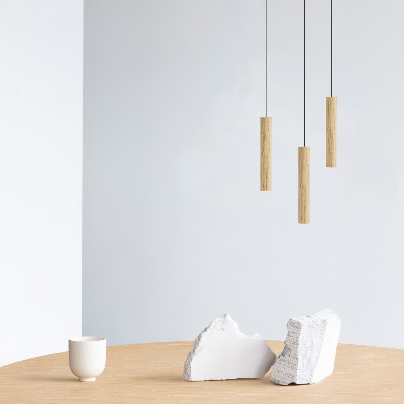 Chimes Cluster 3 pendellampe i eik – UMAGE - Stue - Design - Tre - Med flere lyskilder