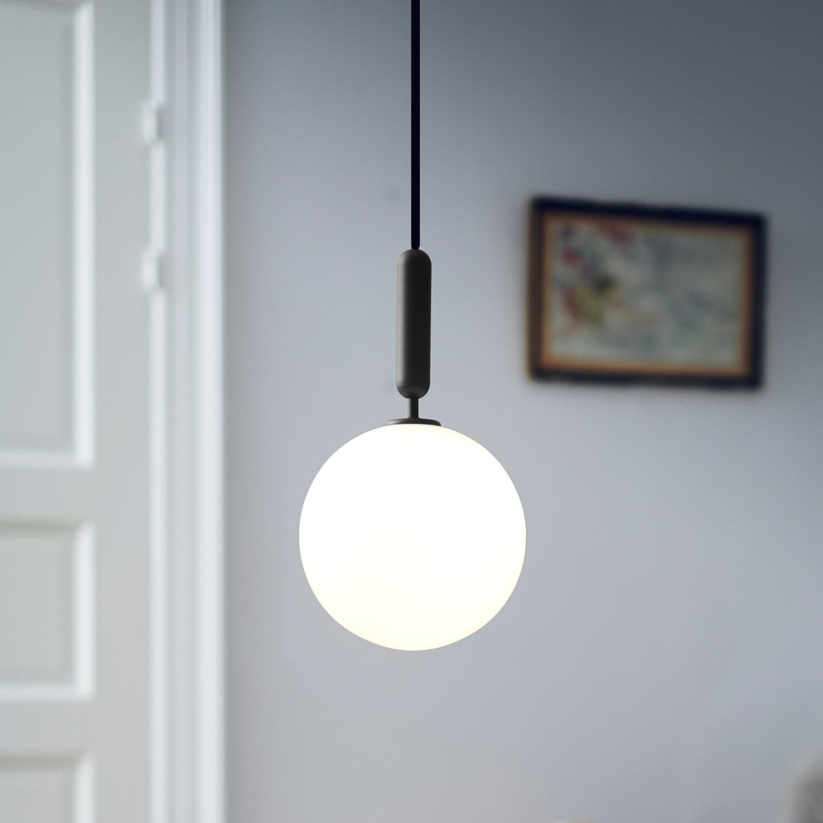 Miira 1 Pendel Large Rock Grey/Opal White - Nuura Miira 1 Large Nuura Aps - Stue - Design - Glass - Kule