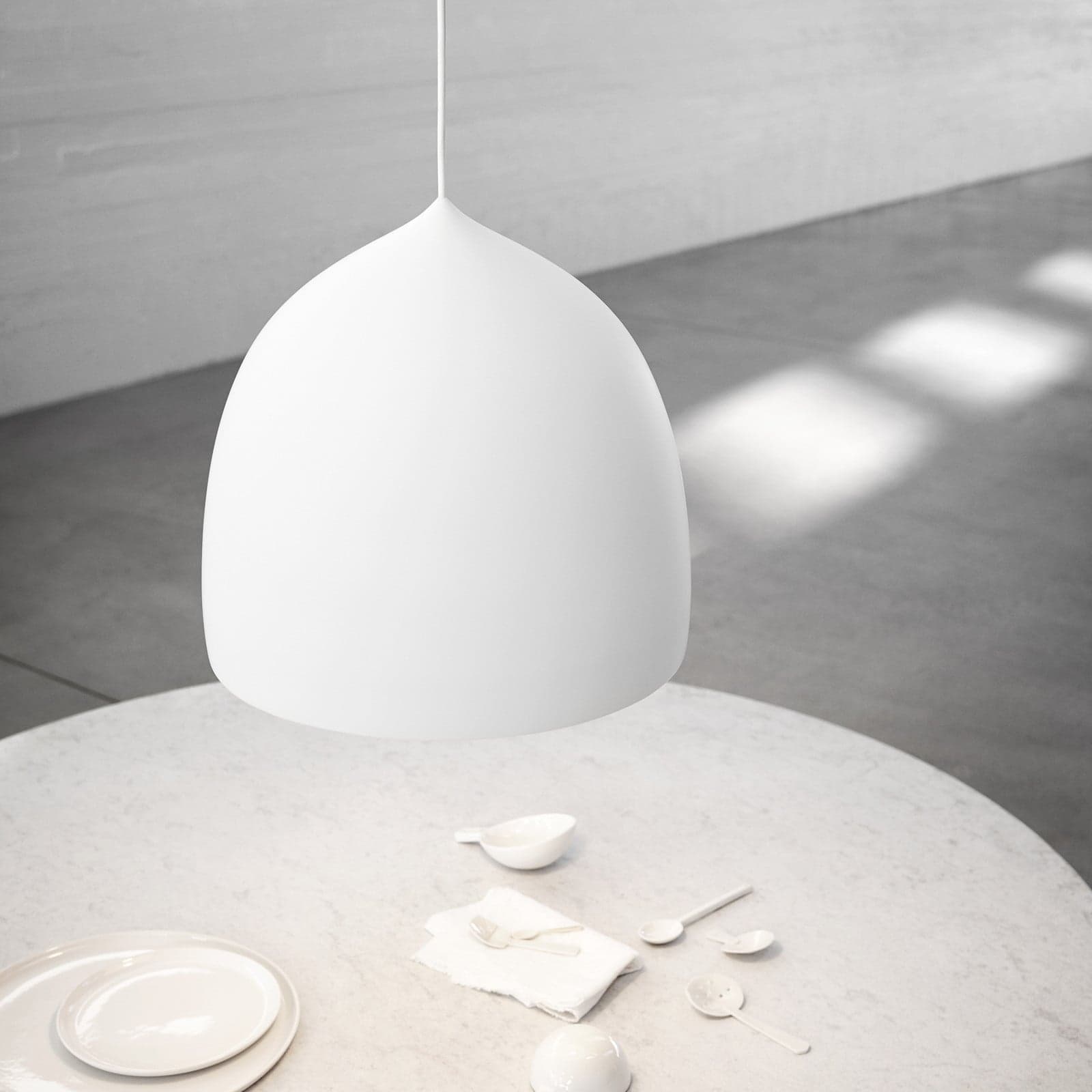 Suspence P2 Pendel Matt Hvit - Fritz Hansen - Stue - Design - Metall - Med en lyskilde