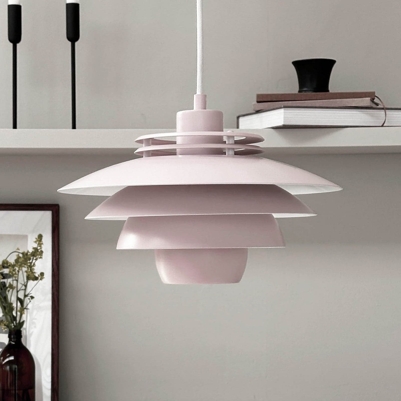 Ejka Mini Pendel Lys rosa - Dyberg Larsen - Stue - Design - Metall - Med en lyskilde