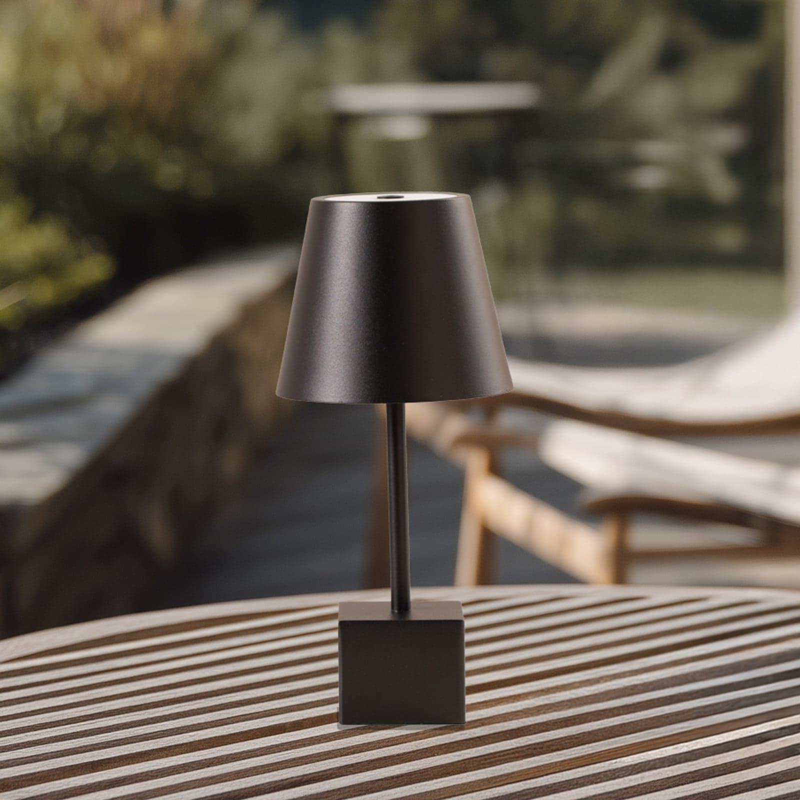 Janea Cube Portable Bordlampe Dim. IP54 Svart - Lindby - Terrasse - Moderne - Metall - Med en lyskilde