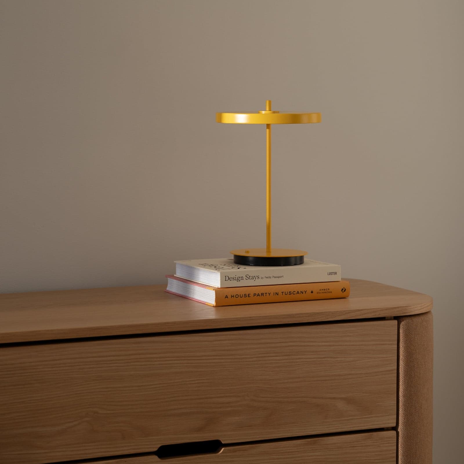 Asteria Move Portable Bordlampe Sunflower/Monochrome - UMAGE - Stue - Design - Metall - Med skjerm