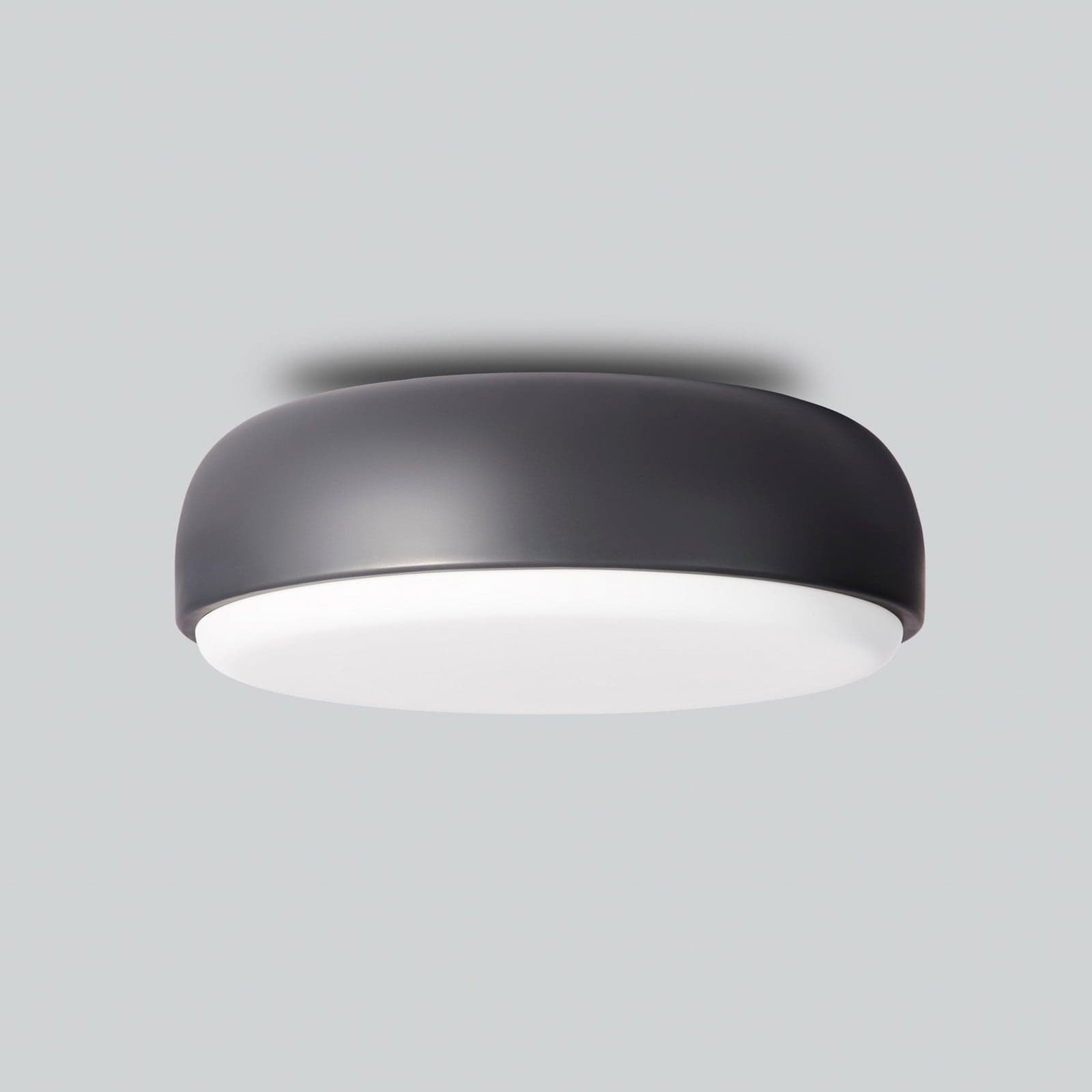 Over Me 40 Taklampe Mørk Grå - Northern - Stue - Design - Metall - Rund