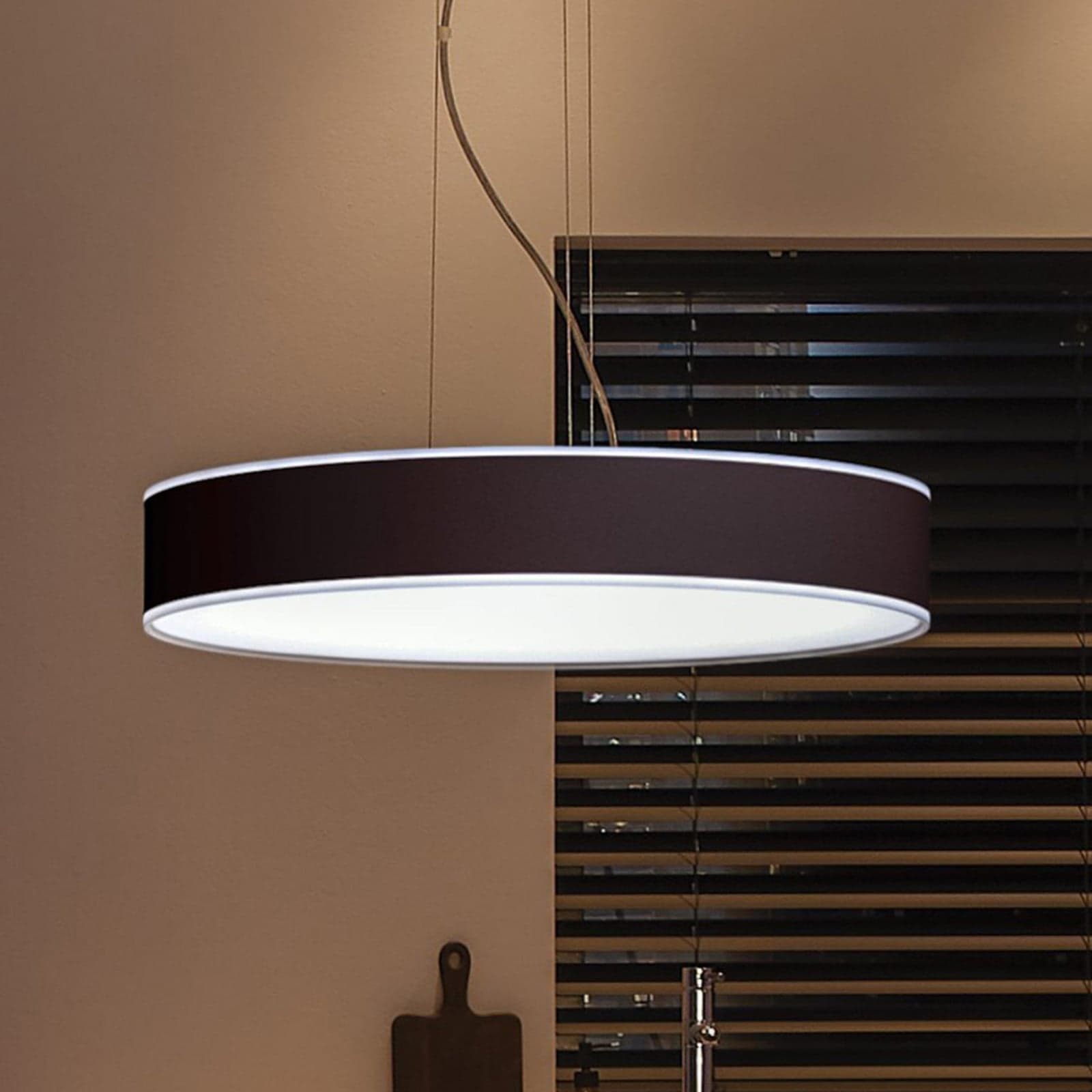 Hue Enrave Pendel White Amb. Black - Philips Hue - Stue - Moderne - Metall - Med en lyskilde