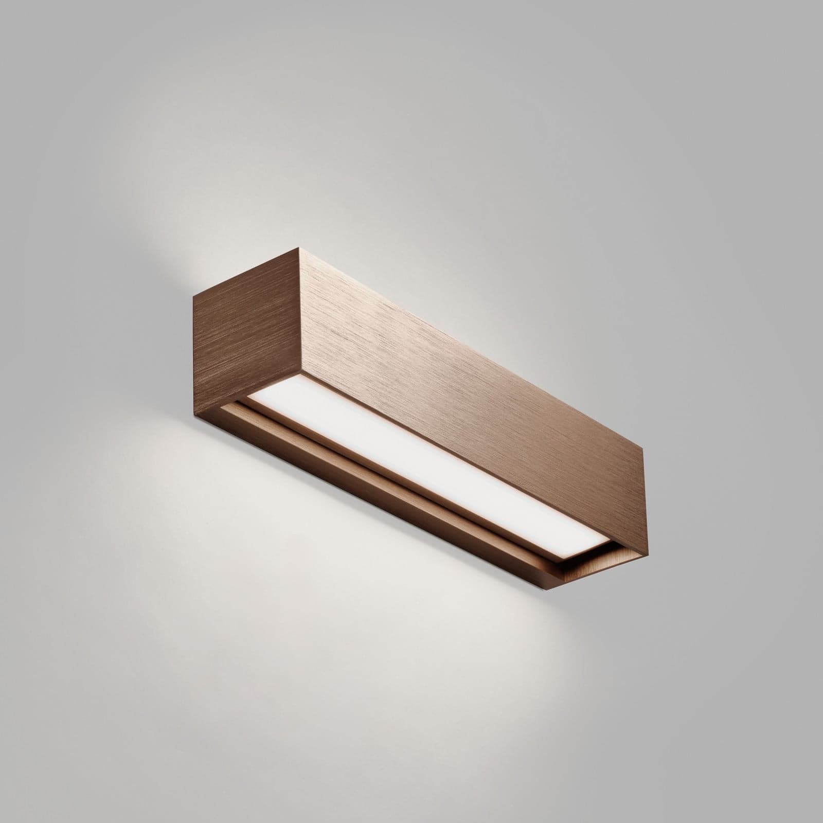 Linea W2 LED-vegglampe rosegull 30 cm CCT, IP54 - Light-Point - Stue - Design - Aluminium - Med flere lyskilder