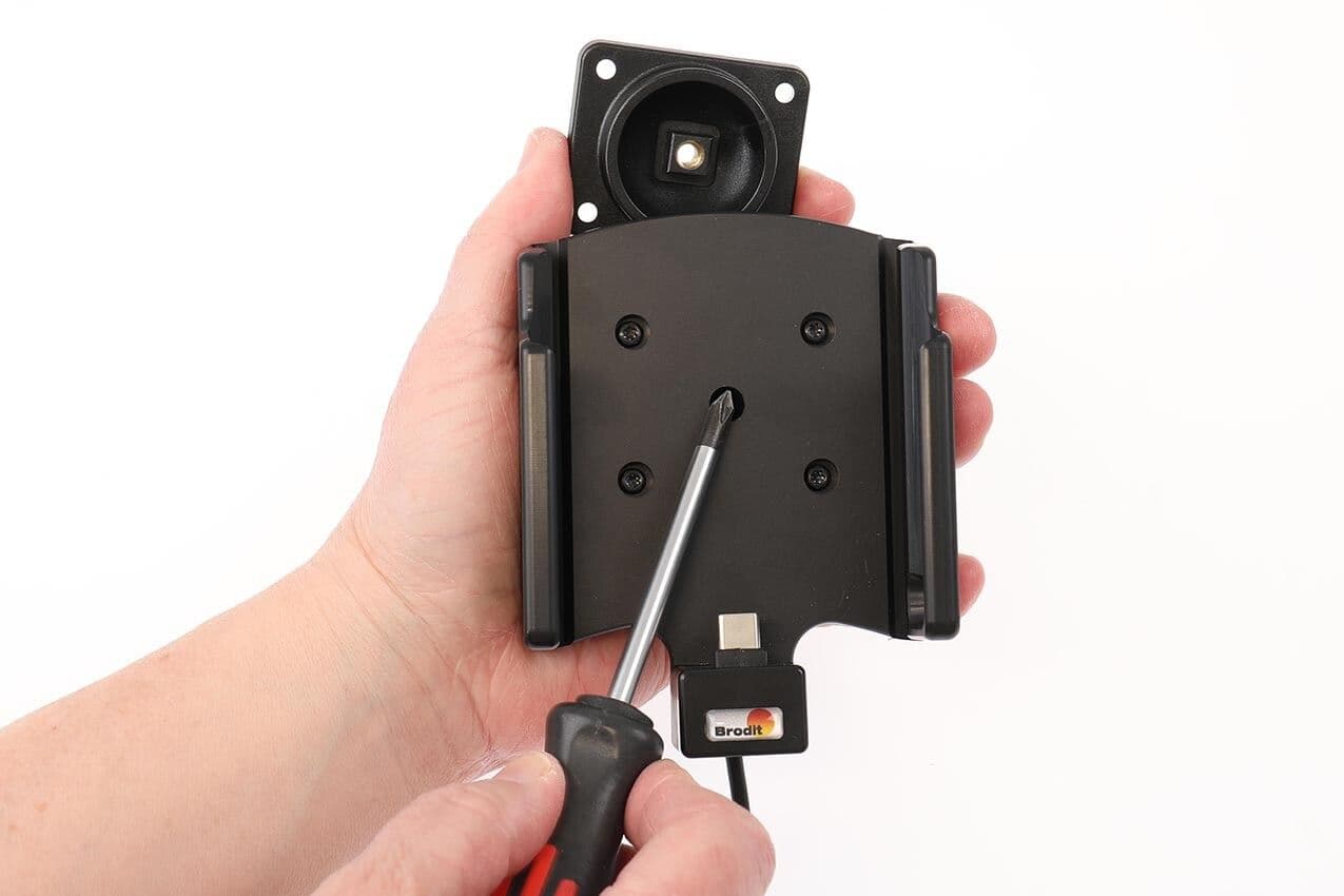 Brodit Aktiv holder med USB-kabel og sigaadapter 721422