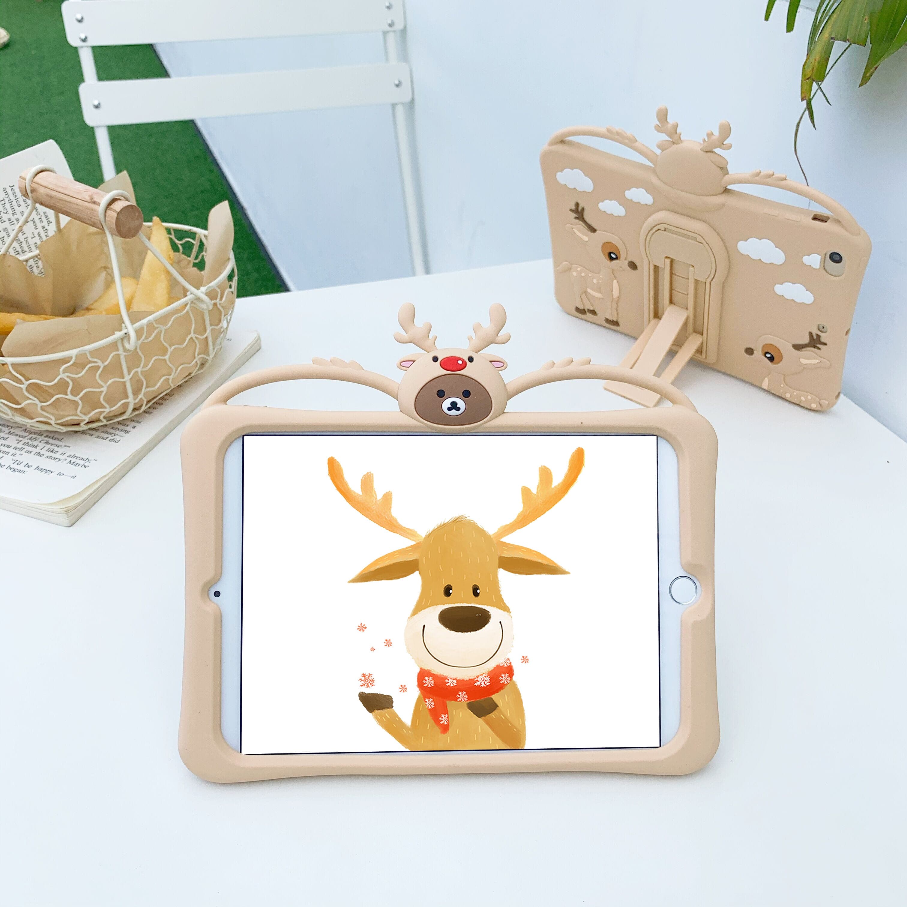 Trolsk Barnedeksel - Reinsdyr (iPad 9,7)