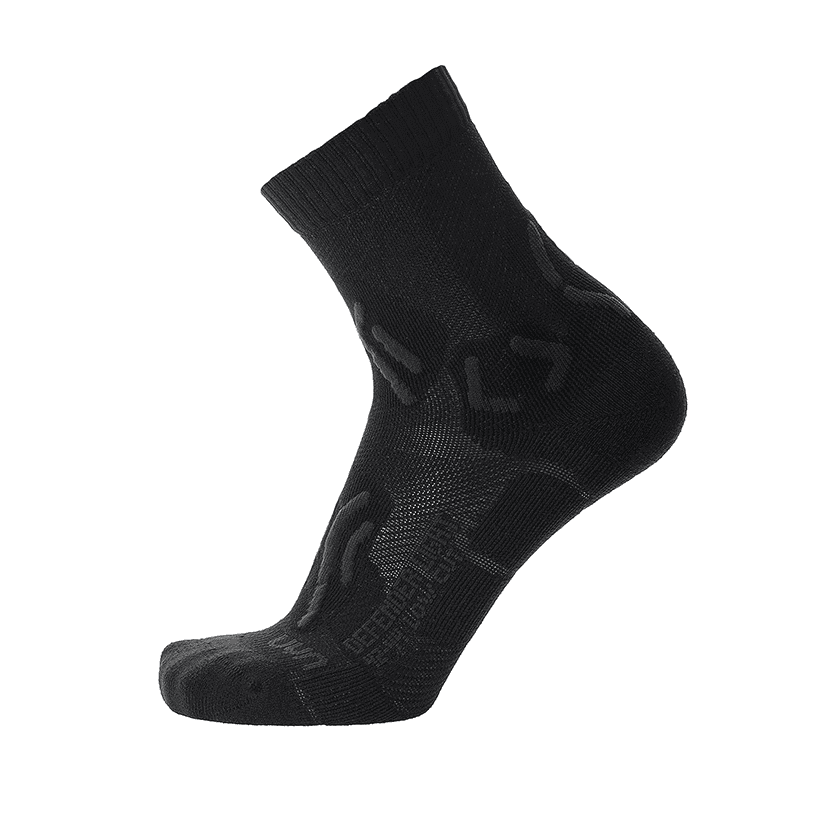 UYN Defender Light Low Cut Socks (Color: Black, Size: 45/47)